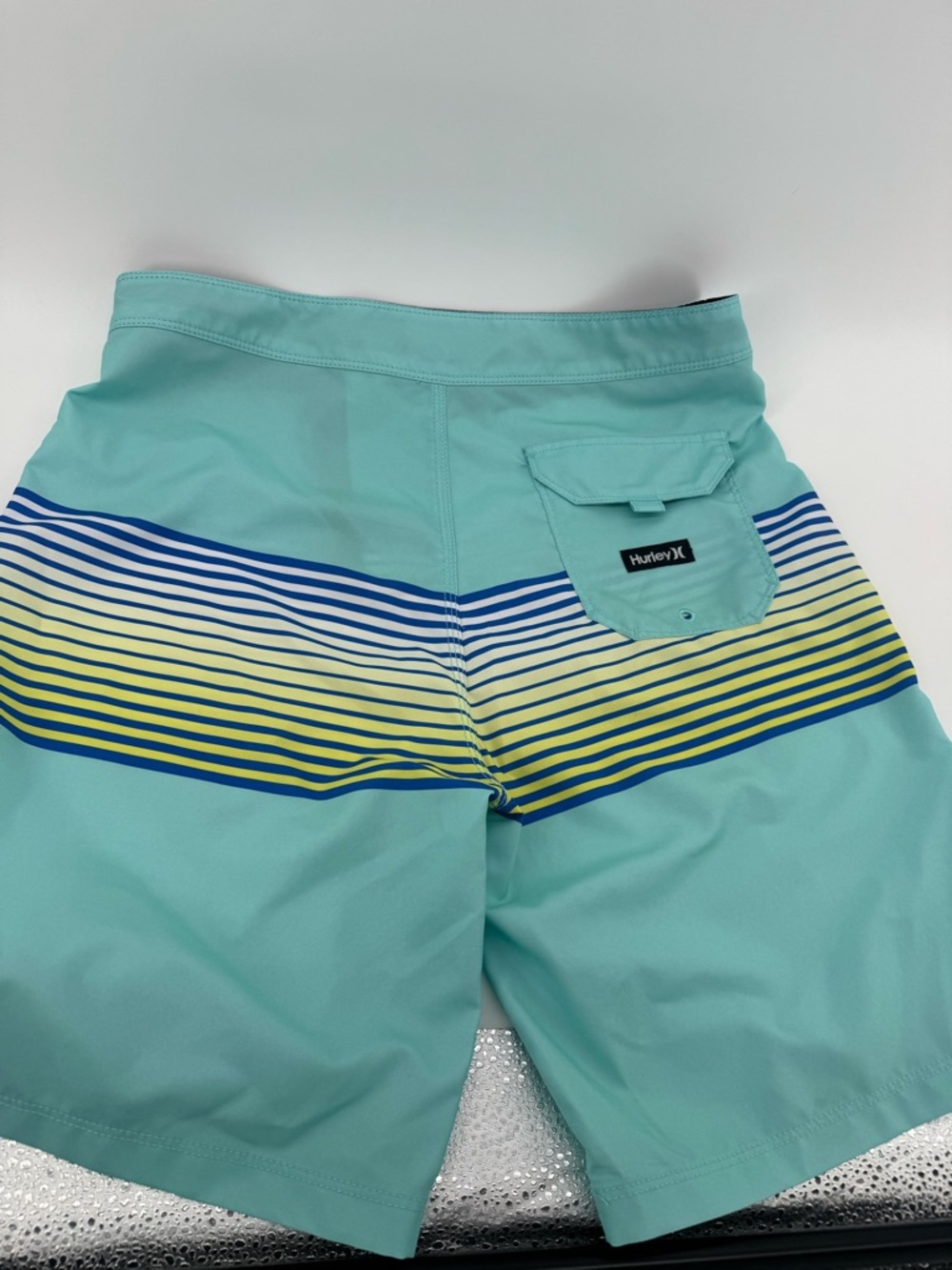 Hurley Men’s Aqua Board Shorts with Navy and Yellow Stripe Band size 30 - Picture 4 of 5